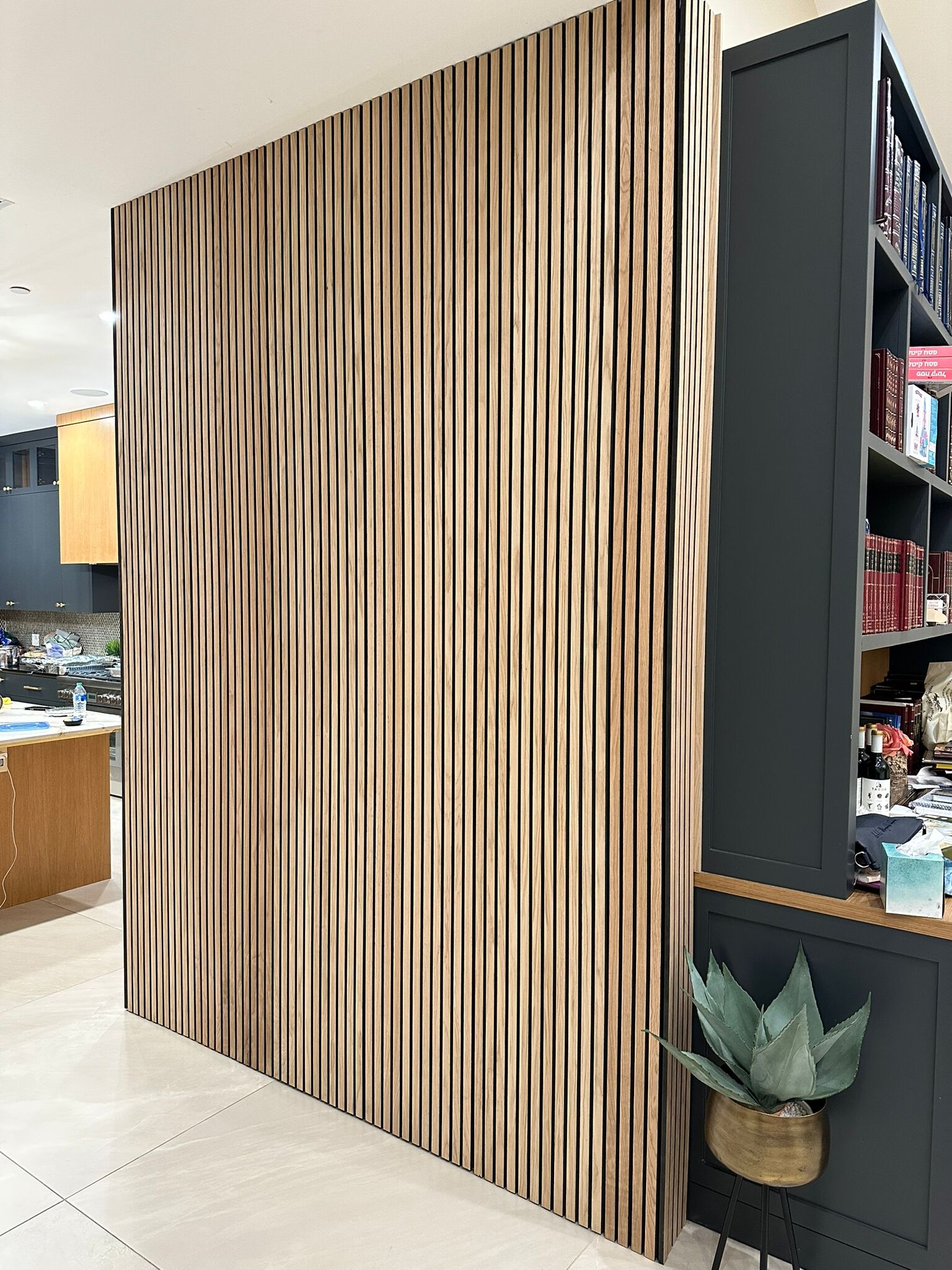 Wall Designs for Modern Home Offices